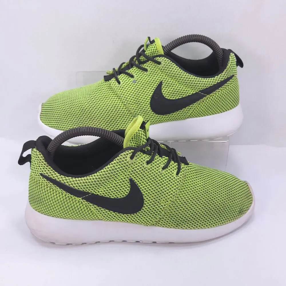 Nike Roshe Run Athletic Lace Up Shoe Youth Boys Size 6.5 599728-700 Green